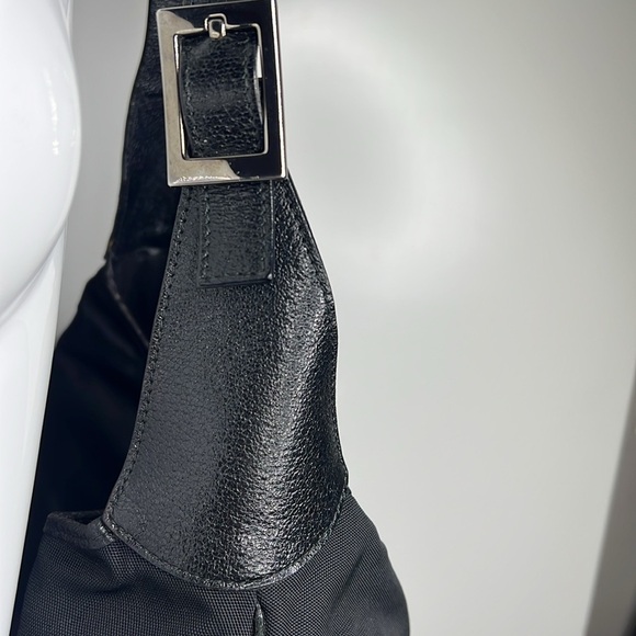 Gucci Jackie Black Nylon Pebbled Leather Black Metal Piston Closure Shoulder Bag - Picture 5 of 16